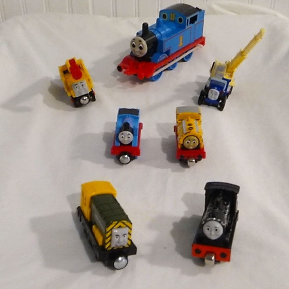 SALE! 7 Die Cast Thomas The Train & Friends Engines